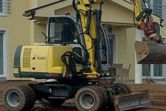 400710